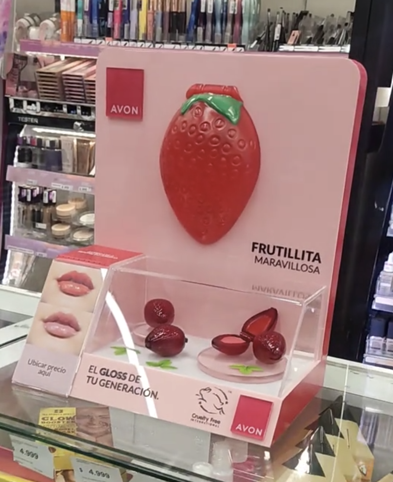 Display Avon Frutillita Maravillosa fabricado para punto de venta
