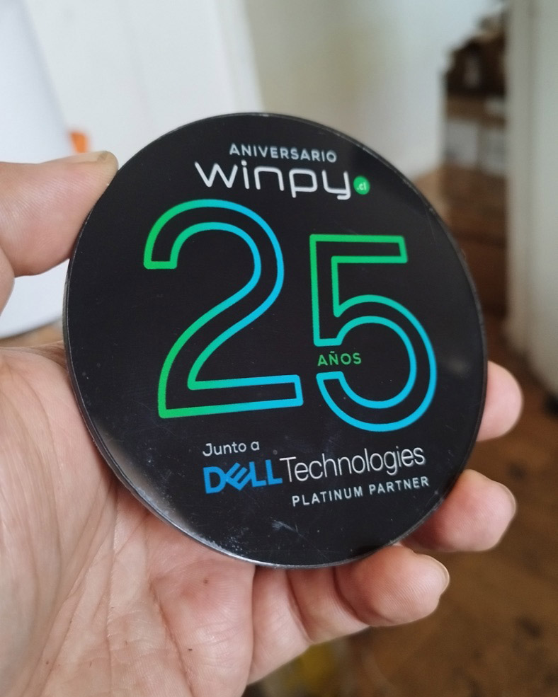 Posavasos en acrílico con impresión DTF UV — 25 años